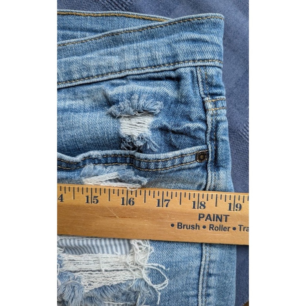 Rock & Republic Denim Shorts 10 Hula Edgy Distressed Grunge Shredded Festival - Picture 5 of 9